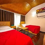 Pik Loti Hotel