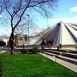 Pik Loti Hotel