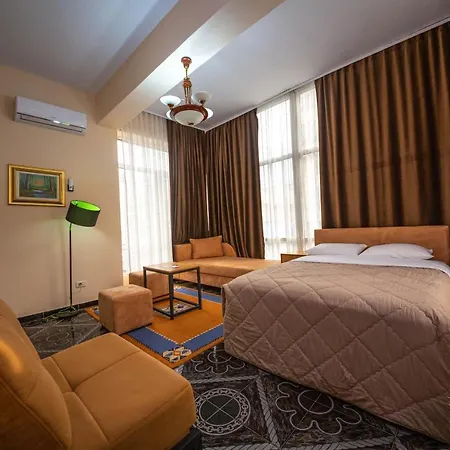 Otel Pik Loti Tiran