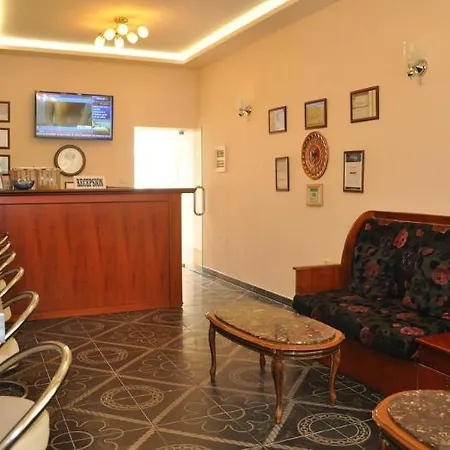 Hotel Pik Loti 3*