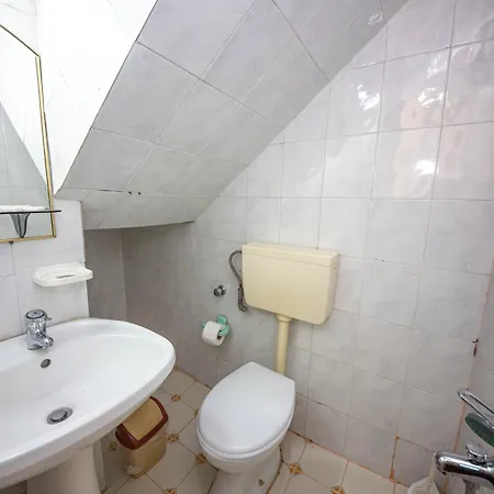 Hotel Pik Loti