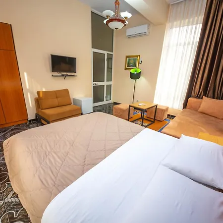 Hotel Pik Loti Tirana