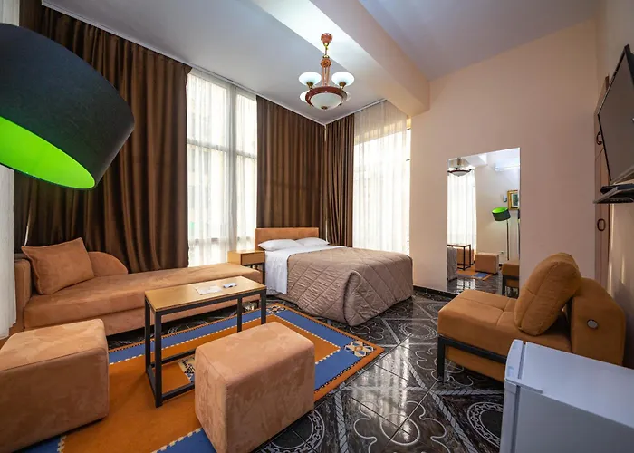 Pik Loti Hotel Tirana